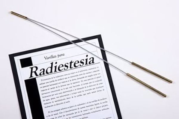 Picture of VARILLAS RADIESTESIA METAL UNIDAS 40,5 CMS 73 GRS