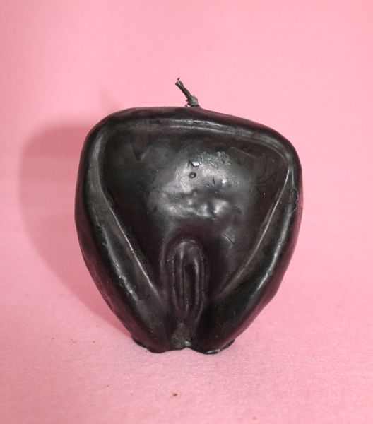 Imagen de Vela vagina negra 8,5 X 8,5 CM.