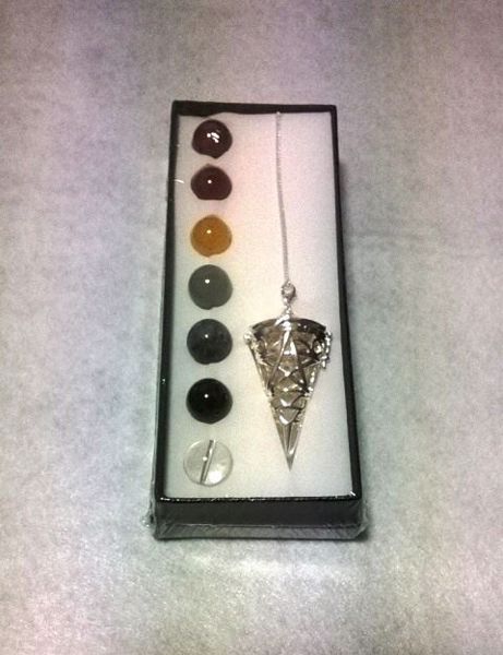 Picture of SET WITH CONE PENDULUM 7 CHAKRAS THE PENTAGRAM