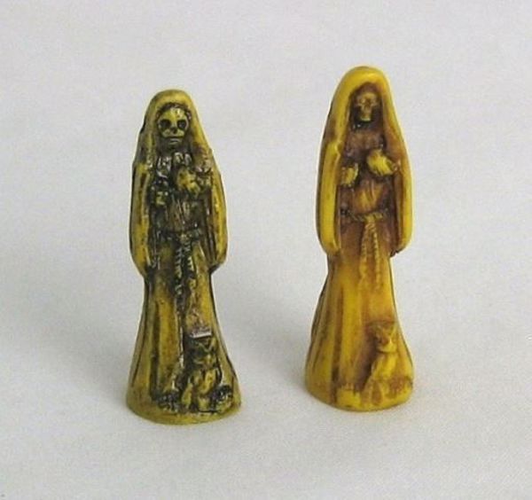 Imagen de SANTA MUERTE AMARILLA 34 MMS