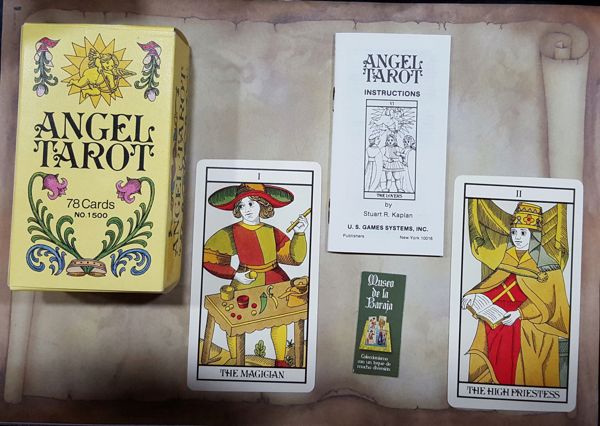Picture of Angel Tarot