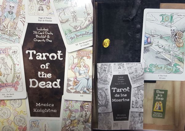 Picture of Tarot of the Dead
