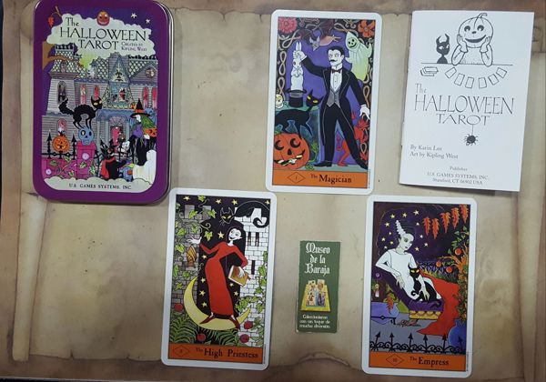Picture of The Halloween Tarot