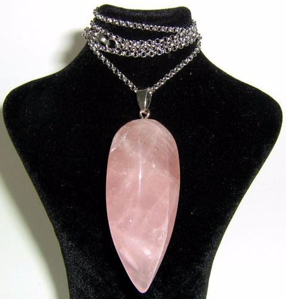 Imagen de COLLAR CUARZO ROSA 55X23 MMS APROX