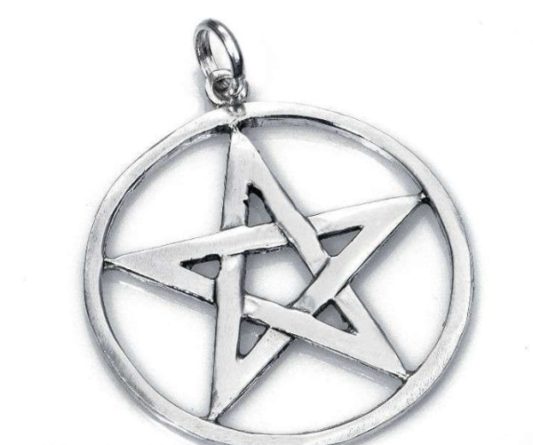 Picture of AMULET PENTAGRAM MOON PHASE 28 MMS