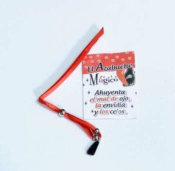 Imagen de Pulsera higa azabache lazo rojo. Puño cerrado. Contra mal de ojo.