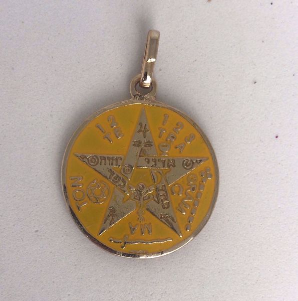 Picture of Amuleto talismán colgante Tetragramatón y 7 potencias con ojo.  Amarillo. 3 cms