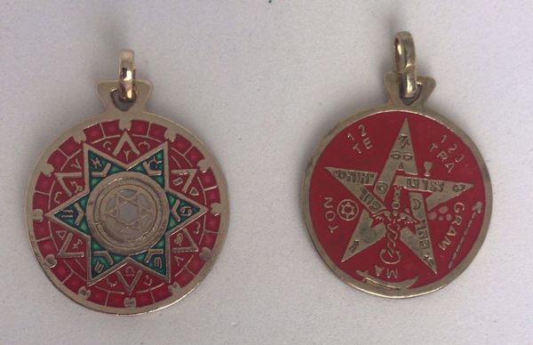 Picture of Amuleto talismán colgante Tetragramatón y Hexagrama. 3 cms. Rojo