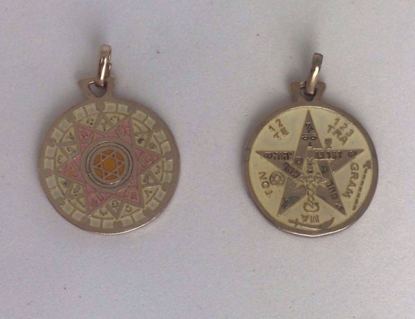 Imagen de Amuleto talismán colgante Tetragramatón y Hexagrama. 3 cms. Color Crema