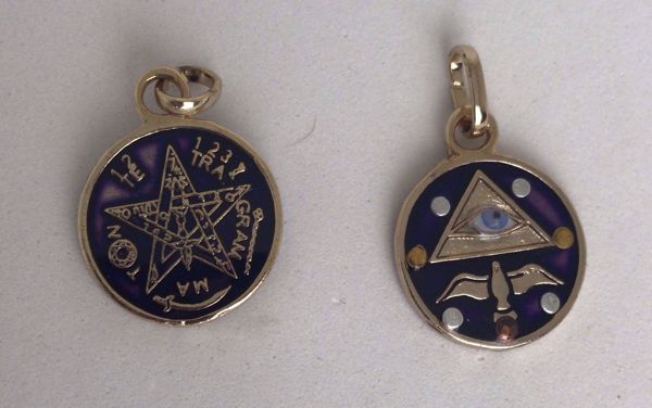 Picture of Amuleto talismán colgante Tetragramatón y 7 potencias con ojo 20 mm morado