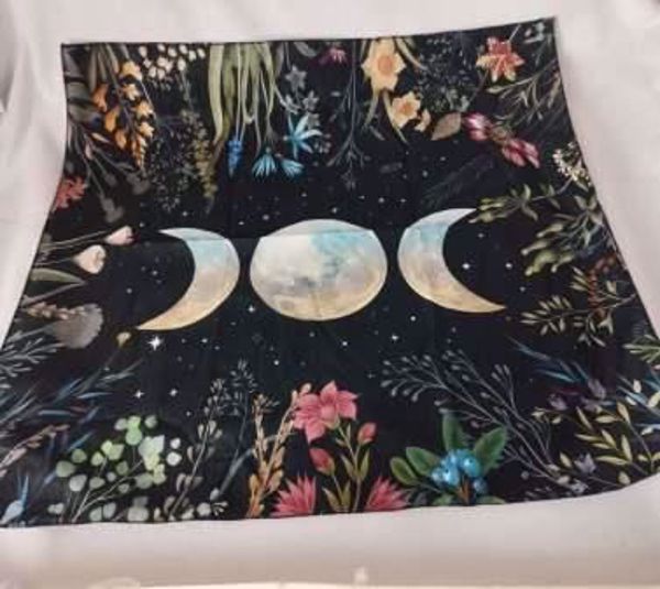 Imagen de Tapete polyester  50 x 50 cm Lunas wicca y flores